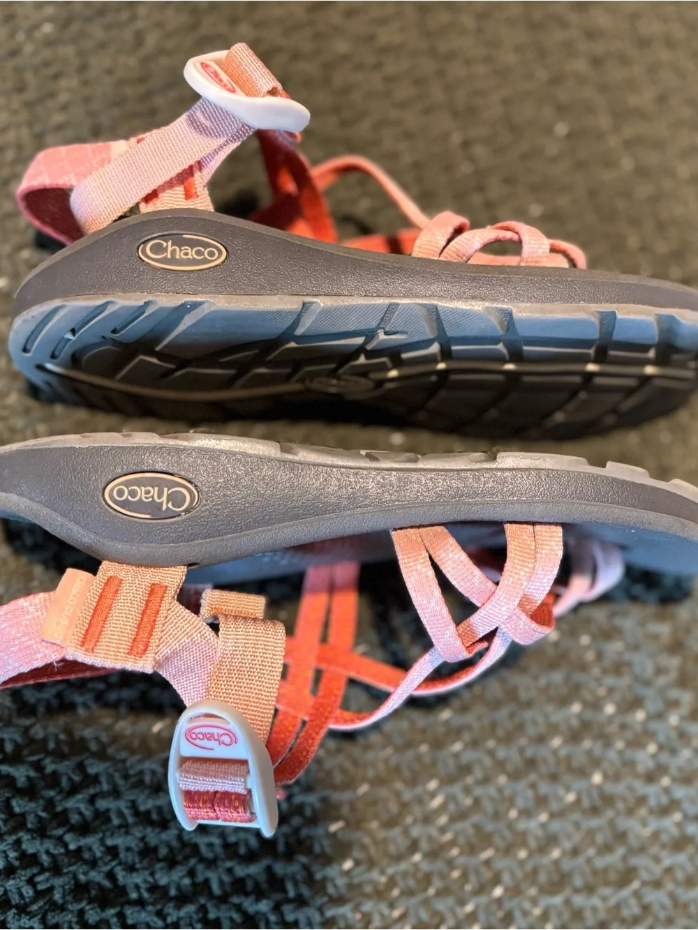 Chaco Women's Pink Toe Strap Outdoor Sandals